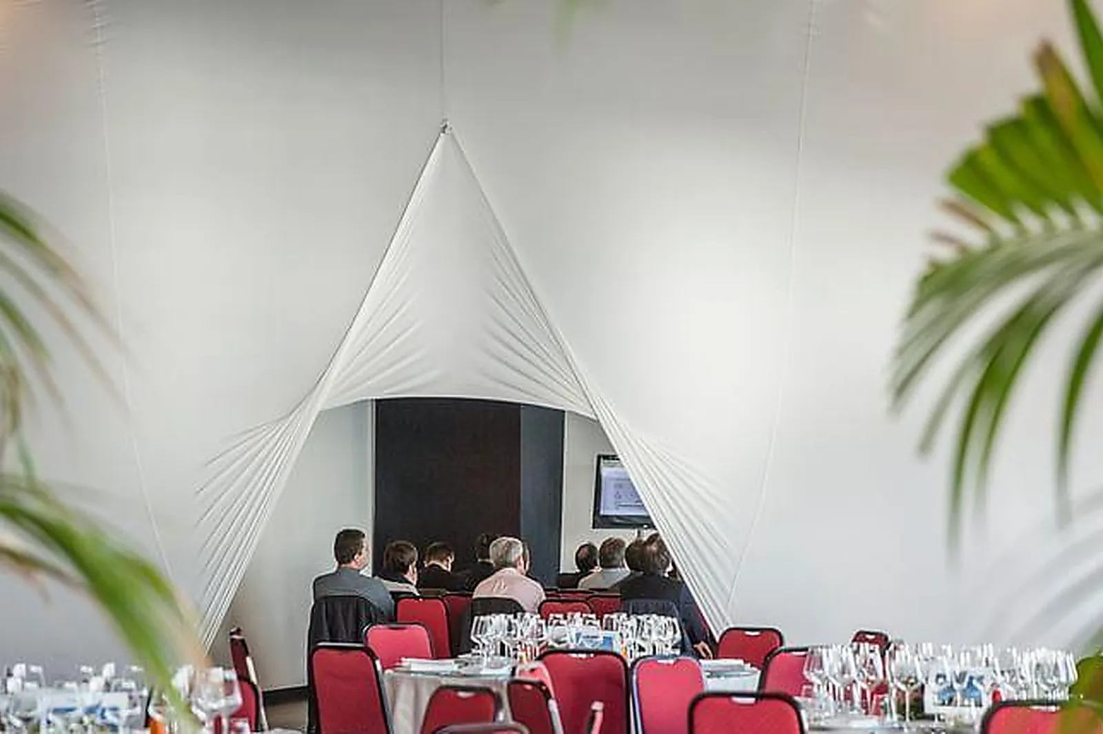 Lieux événementiels, LE PALAIS DES RÉGATES