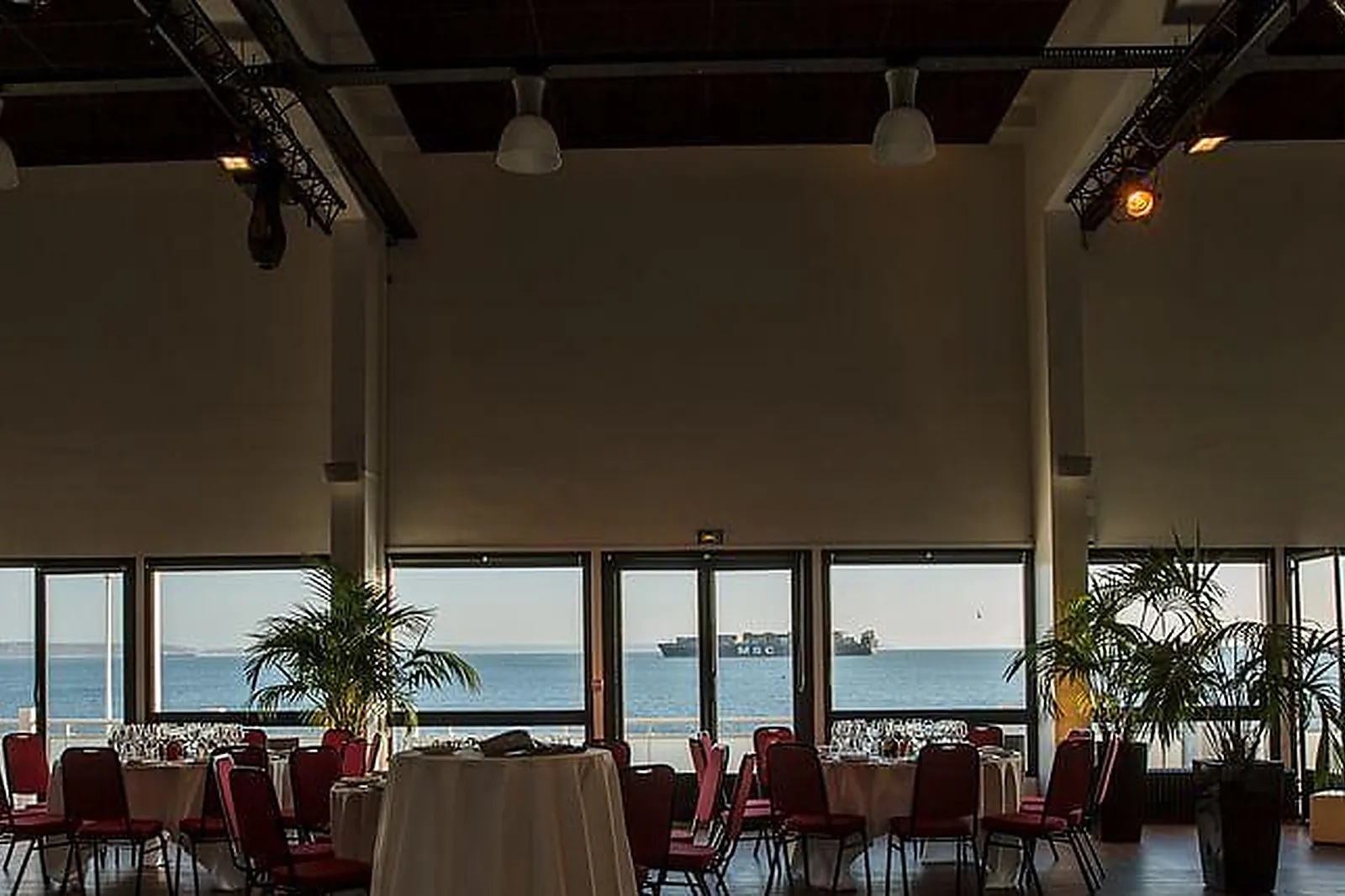 Lieux événementiels, LE PALAIS DES RÉGATES