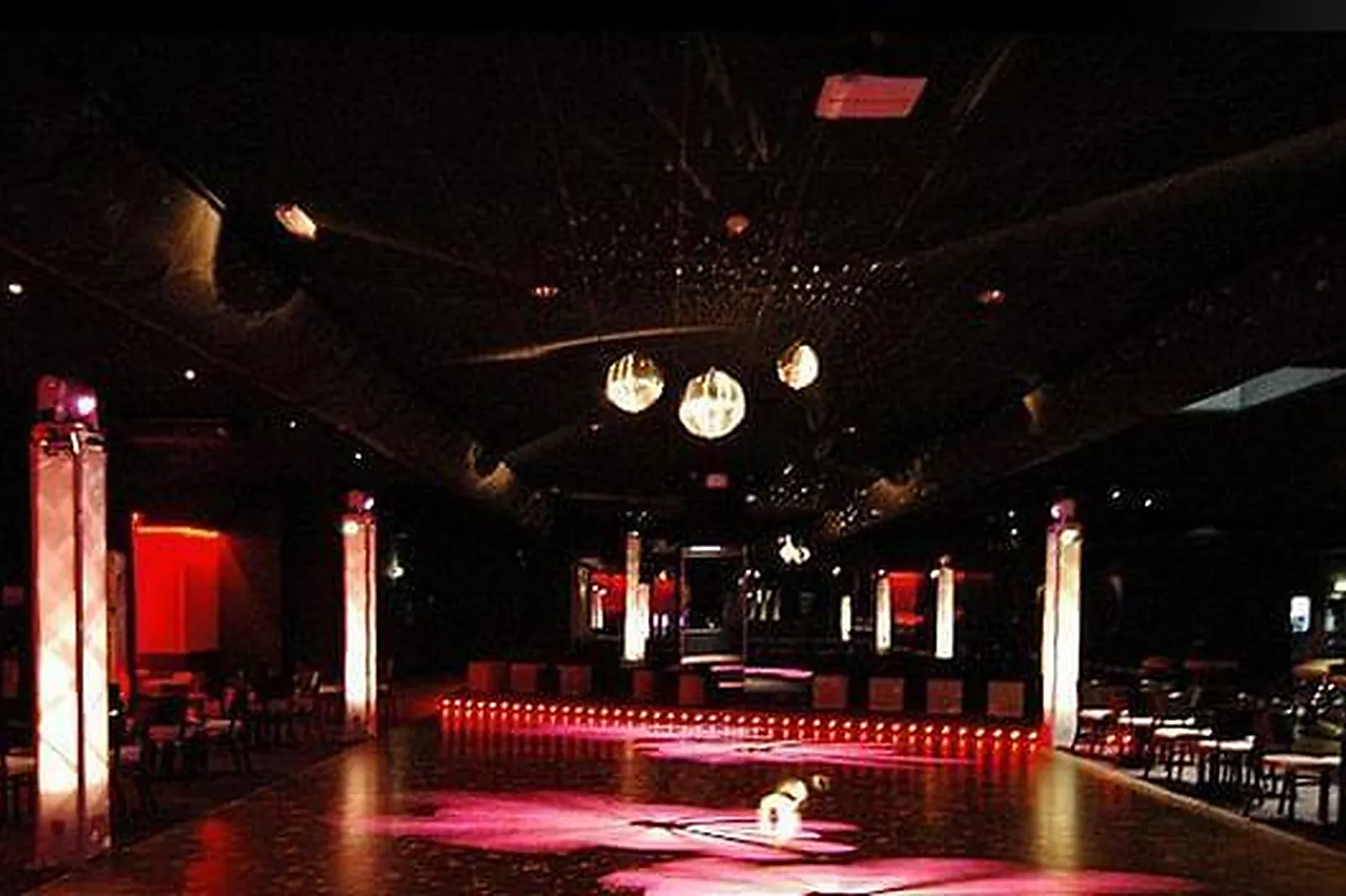 Lieux événementiels, LE PAPATANGO