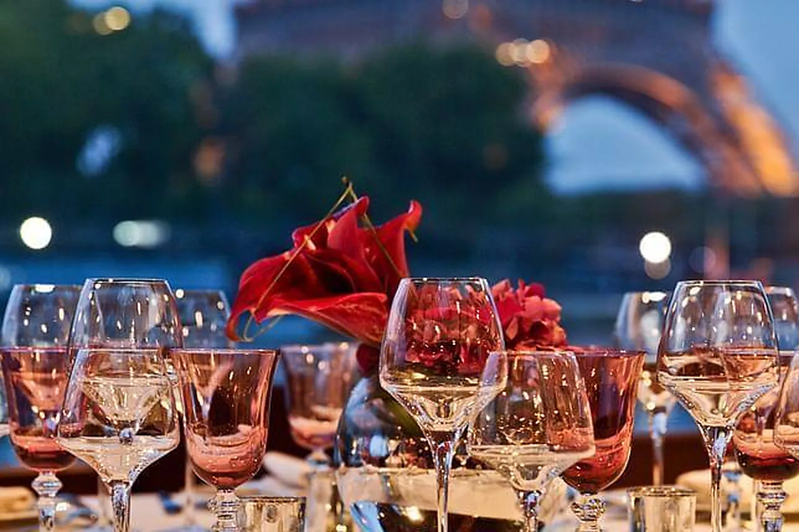 Lieux événementiels, LE PARIS