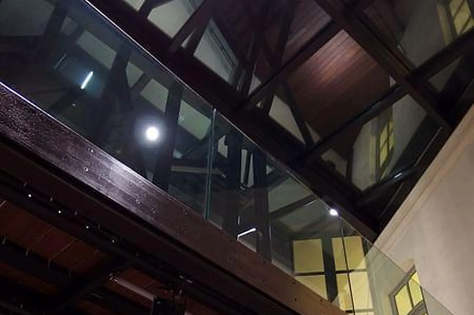 Lieux événementiels, LE PASSAGE SAINTE CROIX