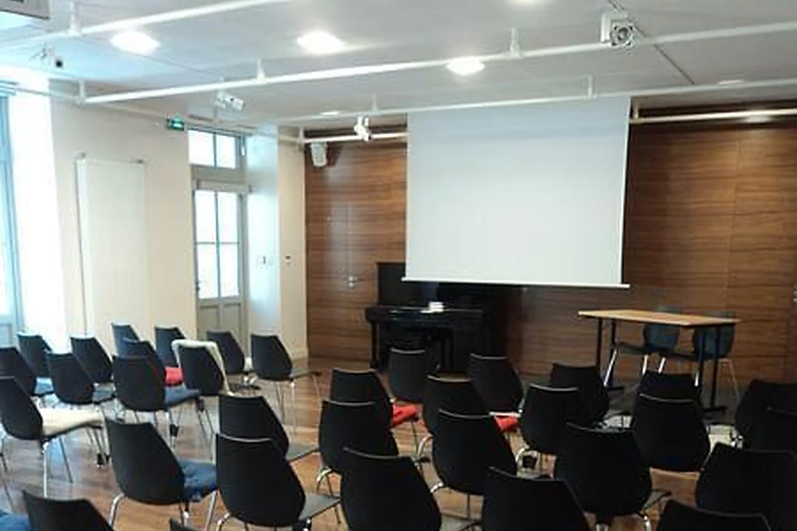 Lieux événementiels, LE PASSAGE SAINTE CROIX