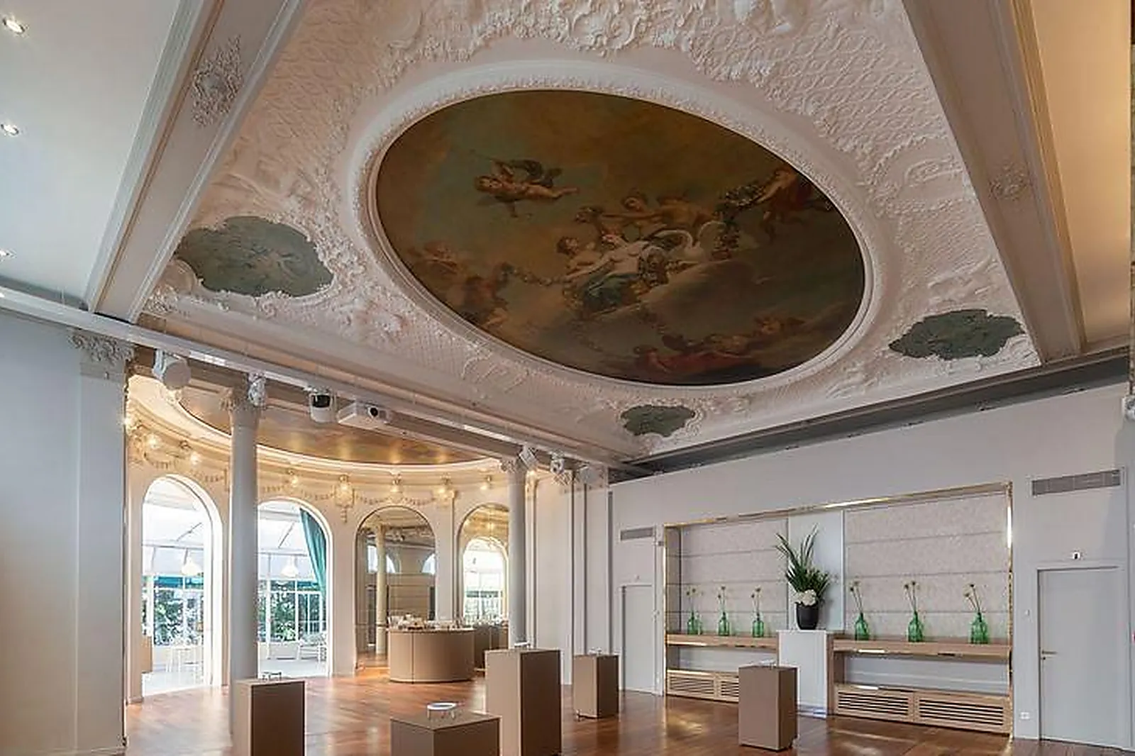 Lieux événementiels, LE PAVILLON ELYSÉE-L'INSTANT TÉ