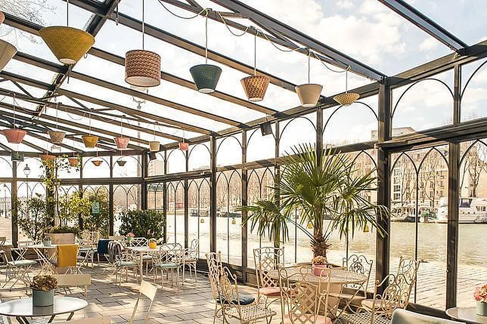 Lieux événementiels, LE PAVILLON DES CANAUX