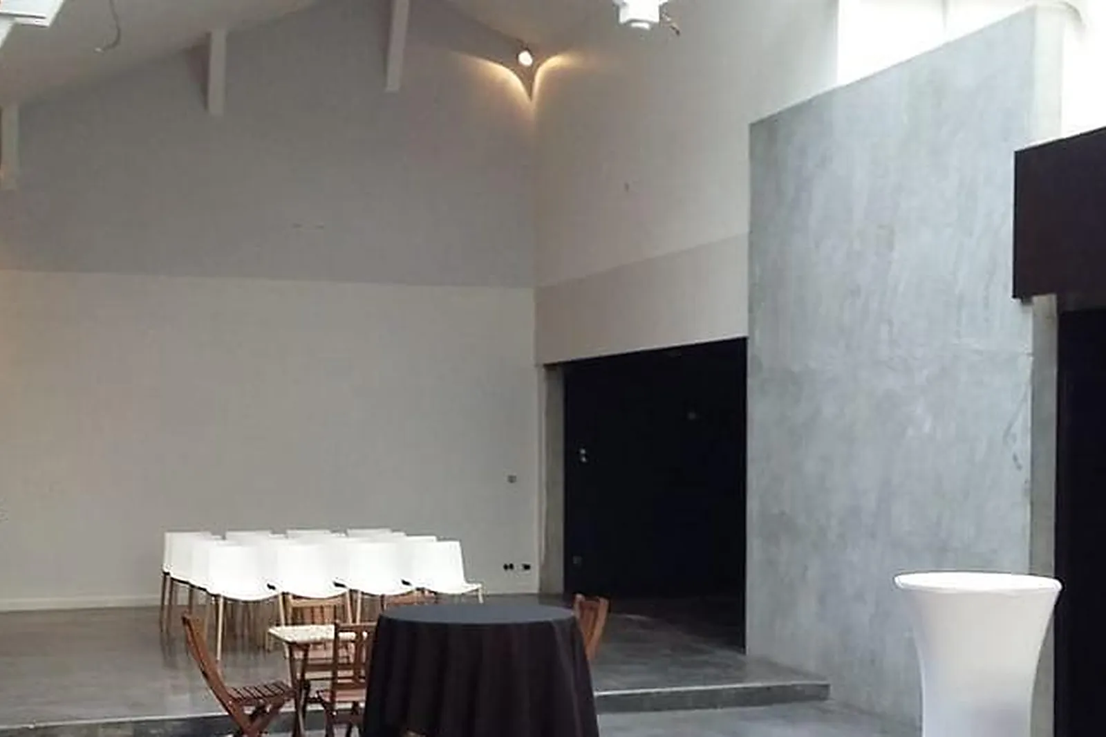 Lieux événementiels, LE PENSIONNAT