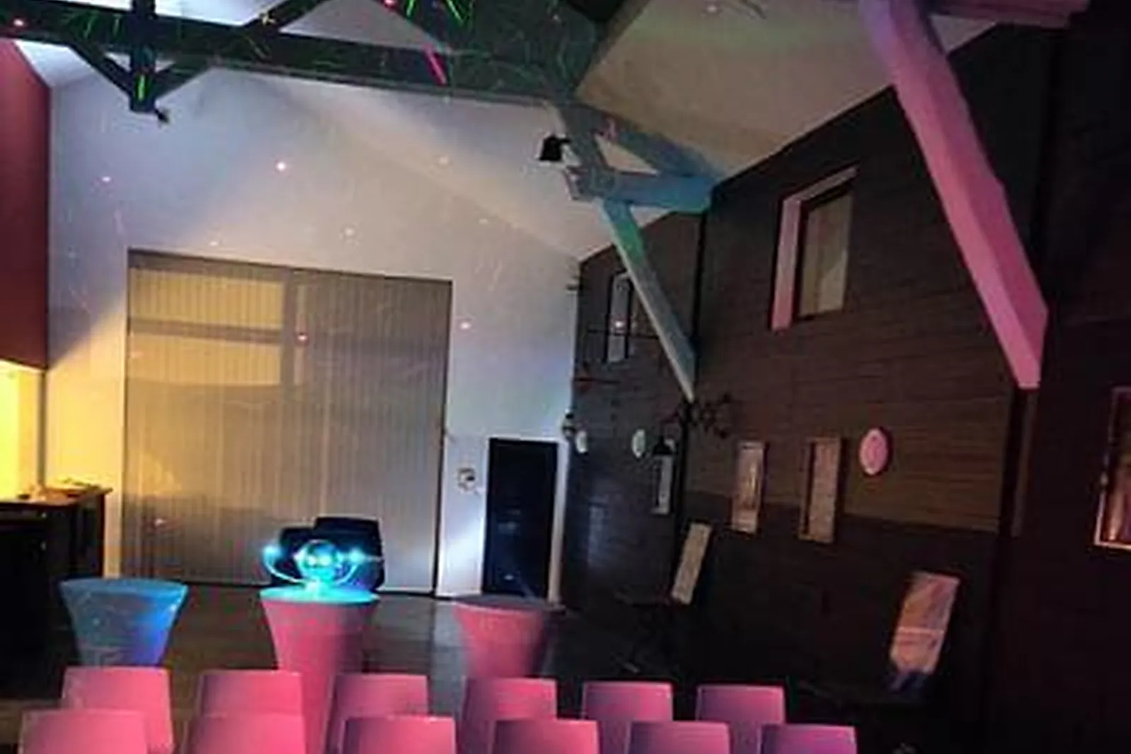 Lieux événementiels, LE PENSIONNAT