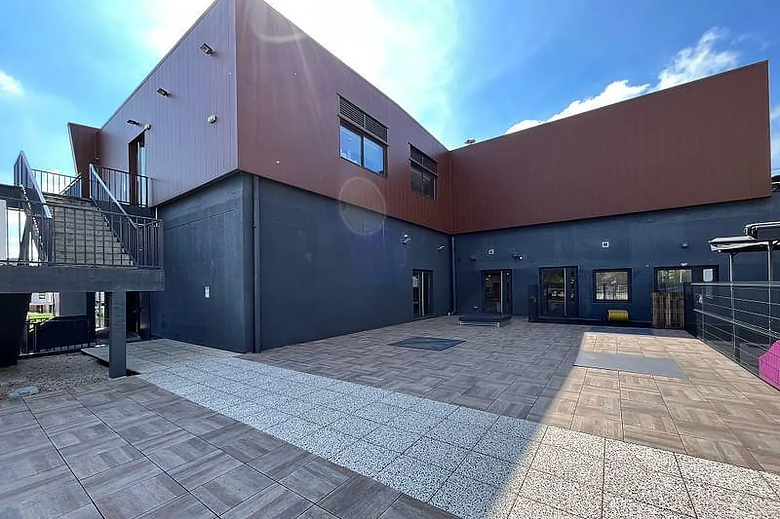 Lieux événementiels, LE PHARE DE TASSIN