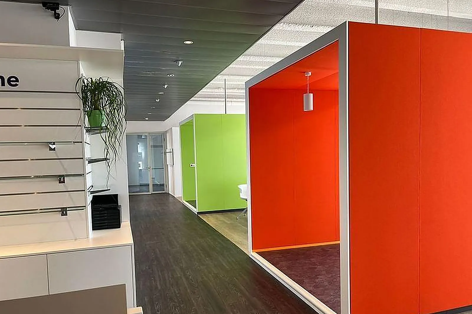 Lieux événementiels, LE PHARE DE TASSIN