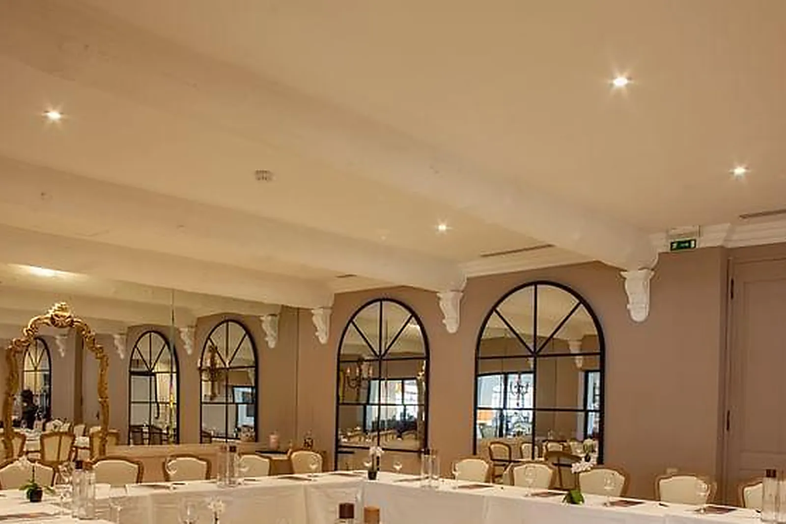 Lieux événementiels, LE PHÉBUS & SPA