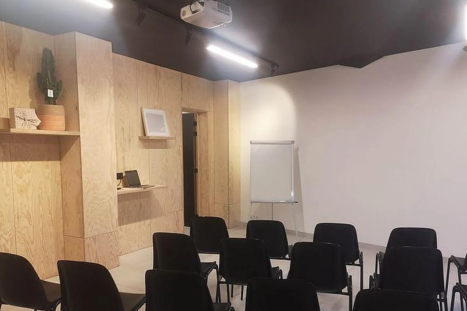 Lieux événementiels, LE POTA'G - ESPACE DE TRANSITION