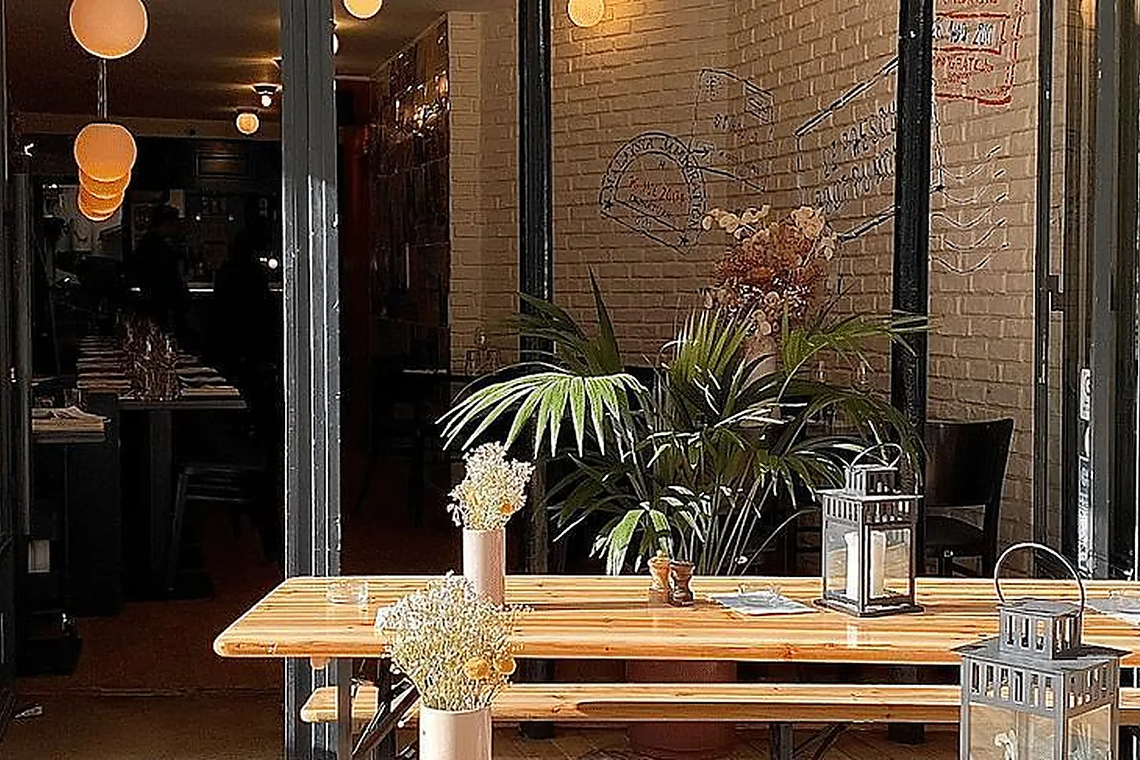 Lieux événementiels, LE PRESQUE BOUT DU MONDE