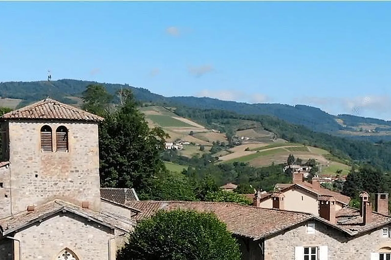 Lieux événementiels, LE PRIEURÉ DE TERNAND