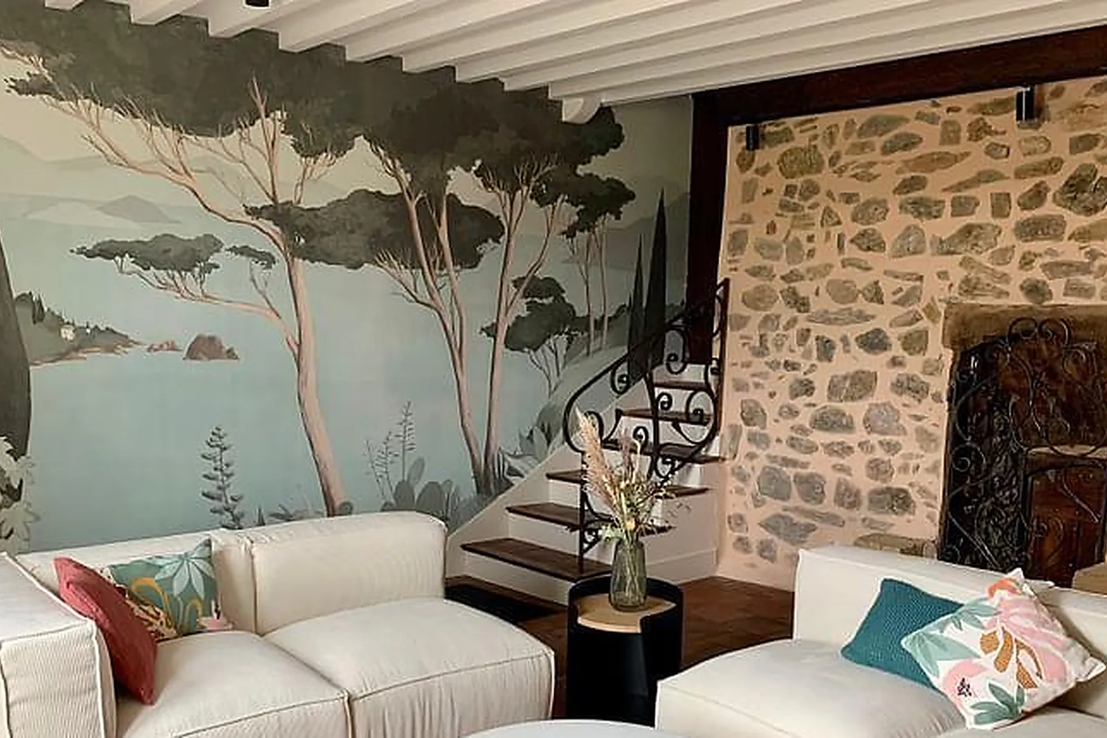 Lieux événementiels, LE PRIEURÉ DE TERNAND