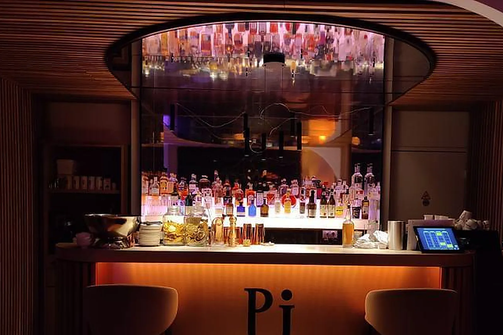 Lieux événementiels, LE PÈRE JOSEPH