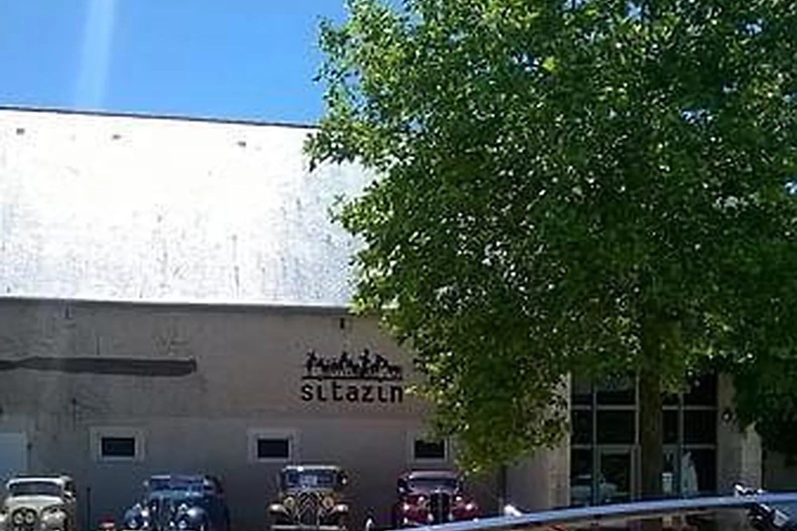 Lieux événementiels, LE PÔLE DU CHEVAL