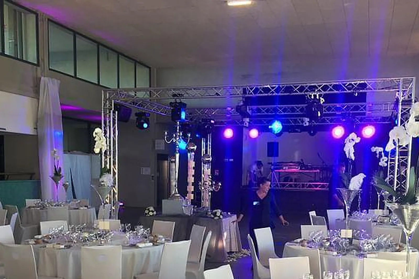 Lieux événementiels, LE PÔLE DU CHEVAL