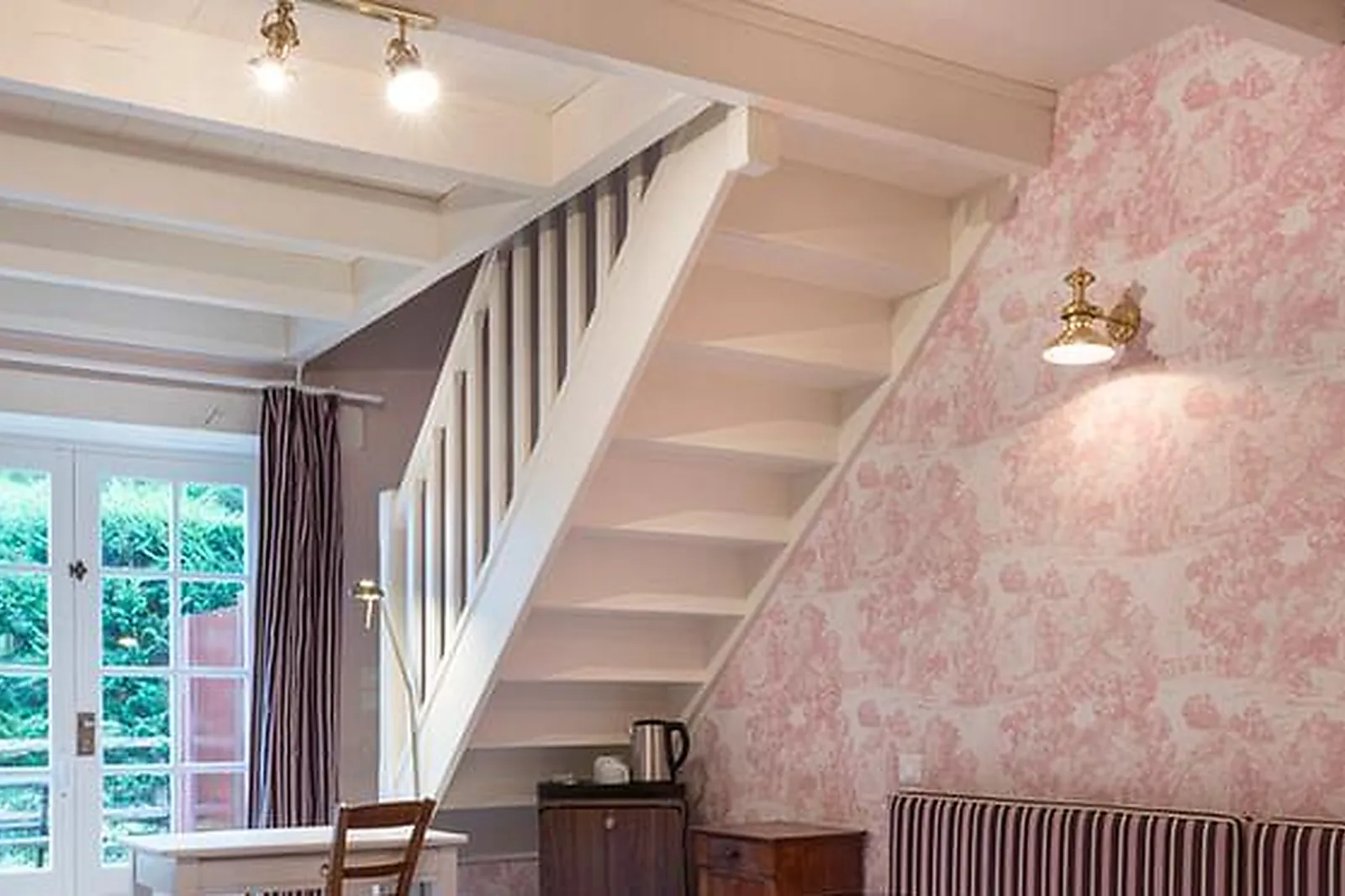 Lieux événementiels, LE RELAIS DES LANDES ****