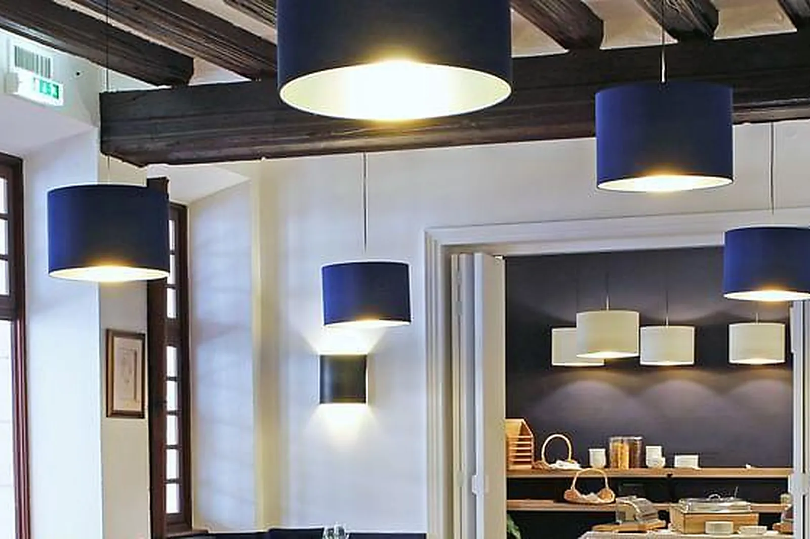 Lieux événementiels, LE RELAIS DES LANDES ****