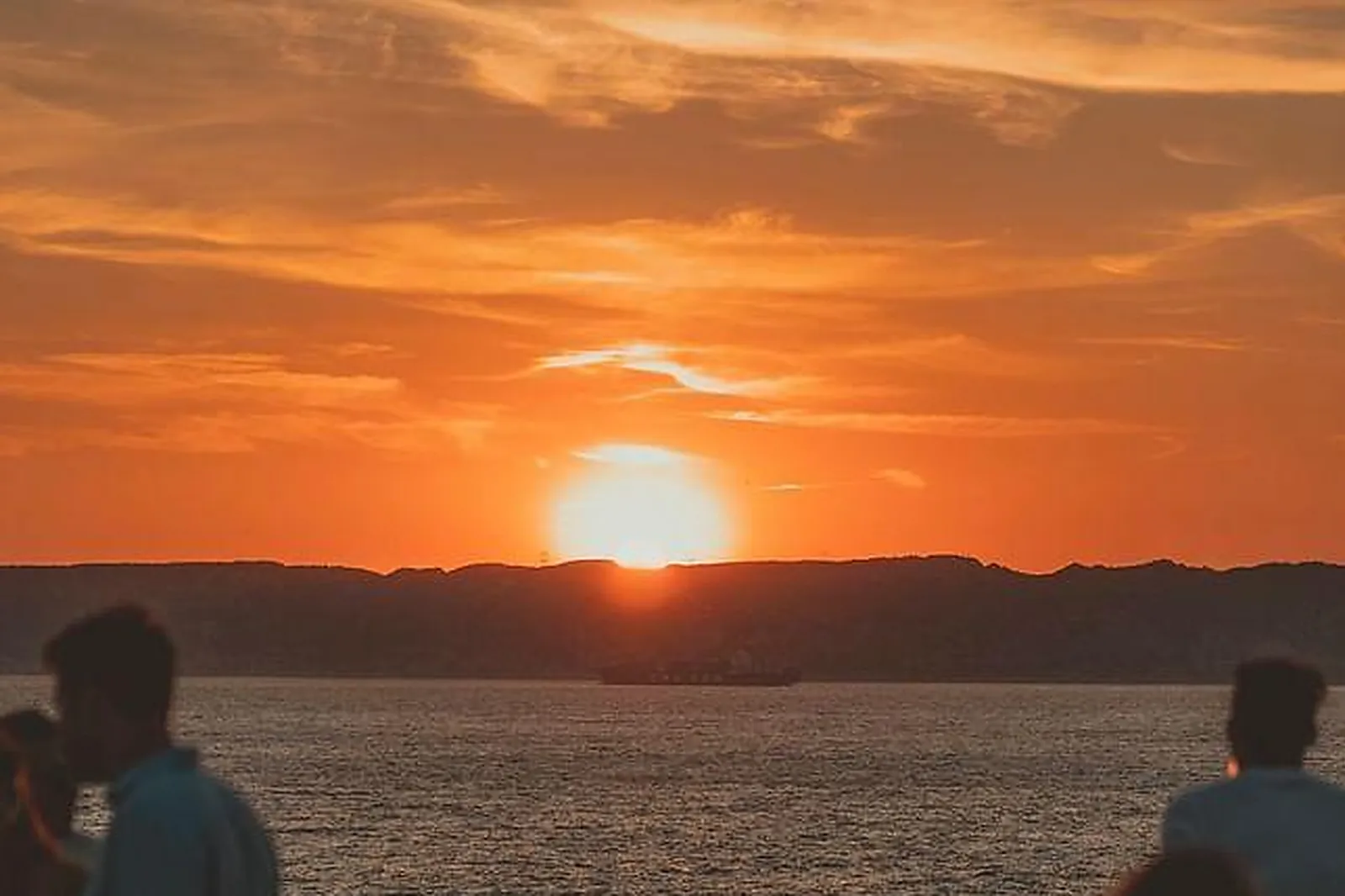 Lieux événementiels, LE REVERSO / ROOFTOP R2 MARSEILLE