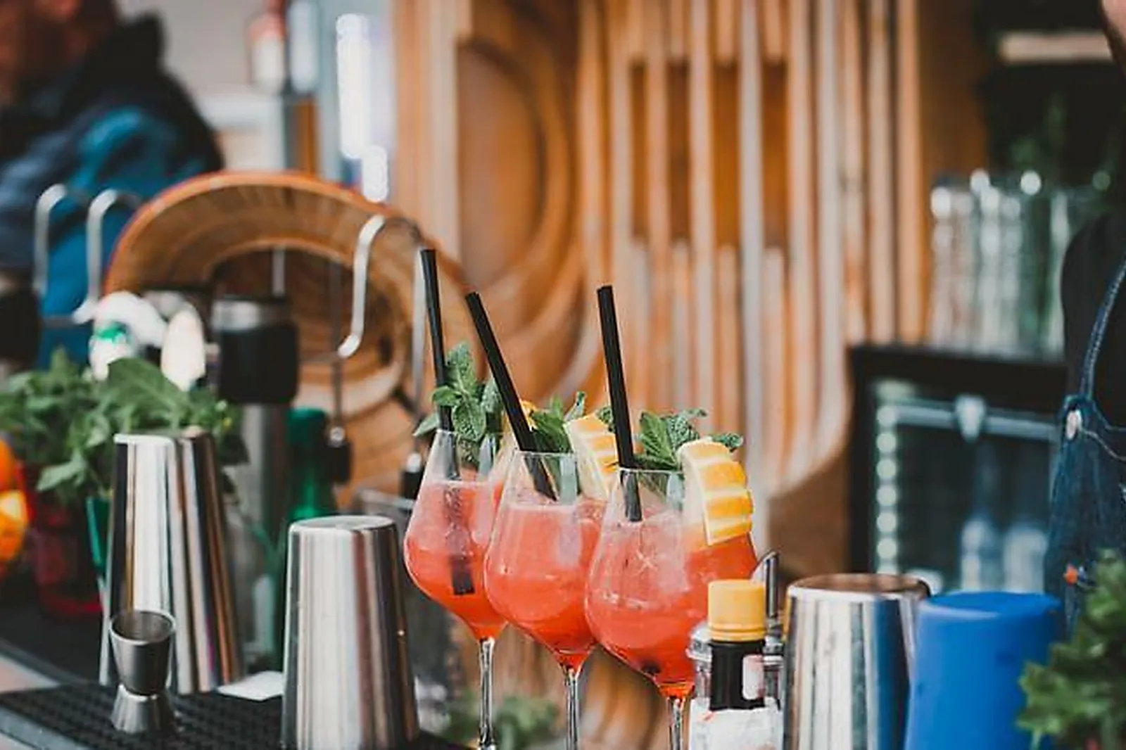 Lieux événementiels, LE REVERSO / ROOFTOP R2 MARSEILLE