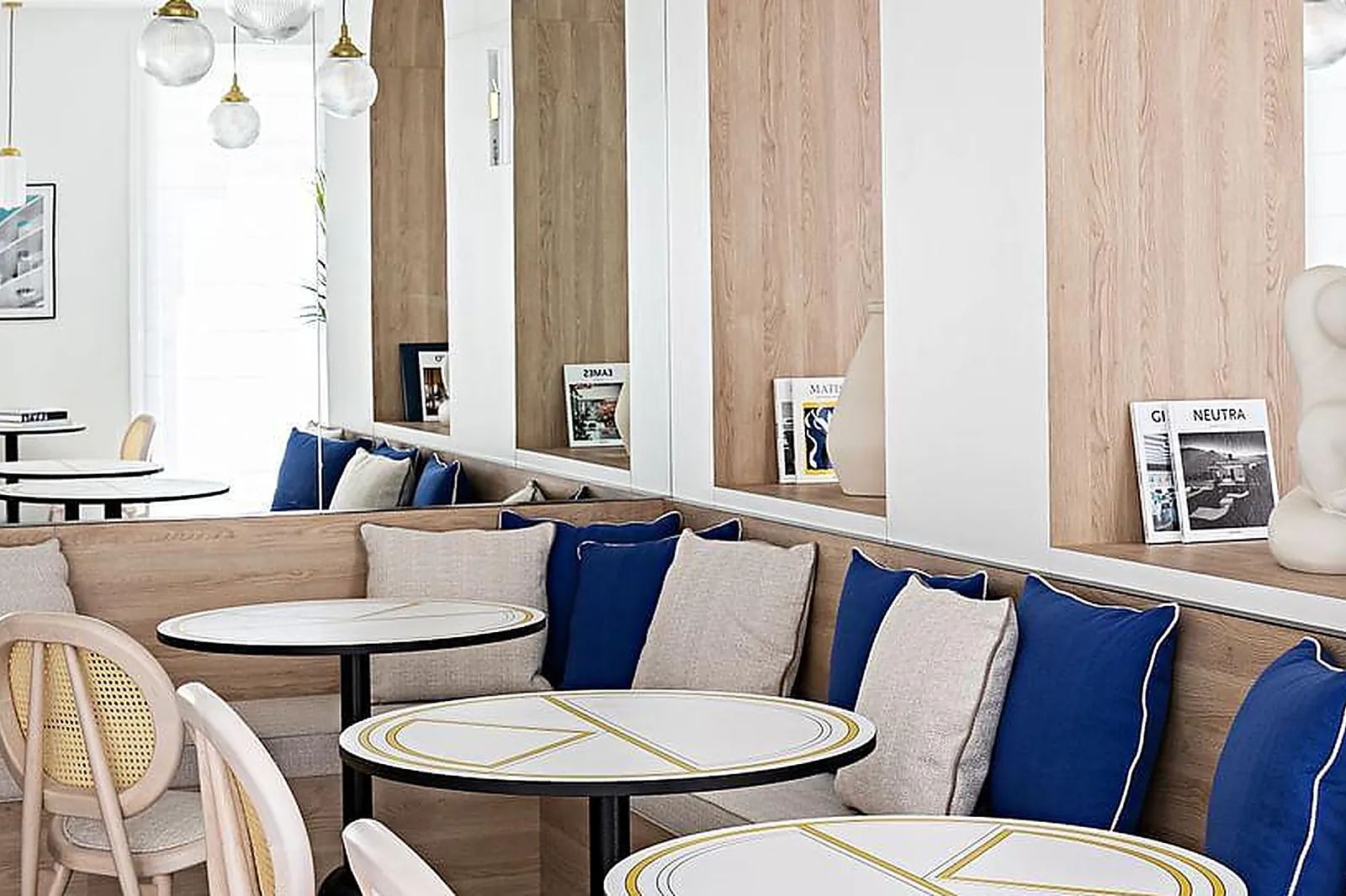 Lieux événementiels, LE RIVIERA COLLECTION****