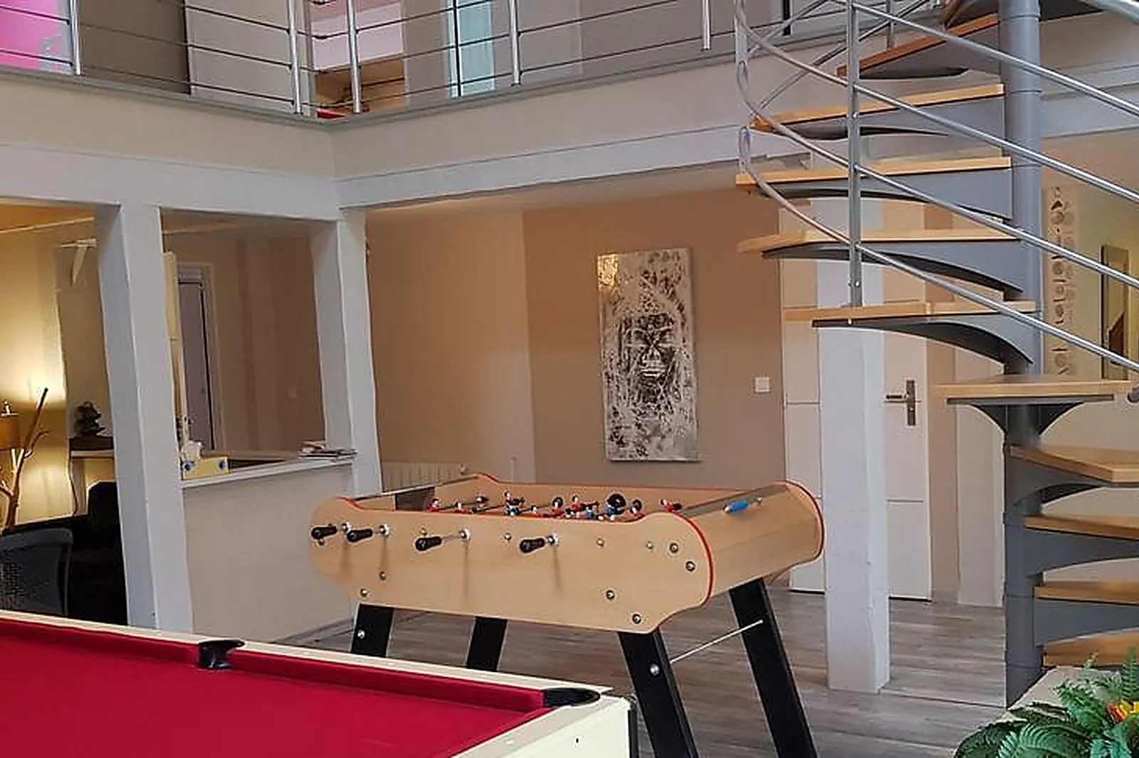 Lieux événementiels, LE HALL VICHY