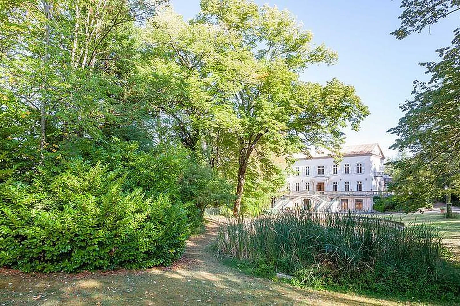 Lieux événementiels, LE ROURET EN ARDÈCHE - PIERRE & VACANCES