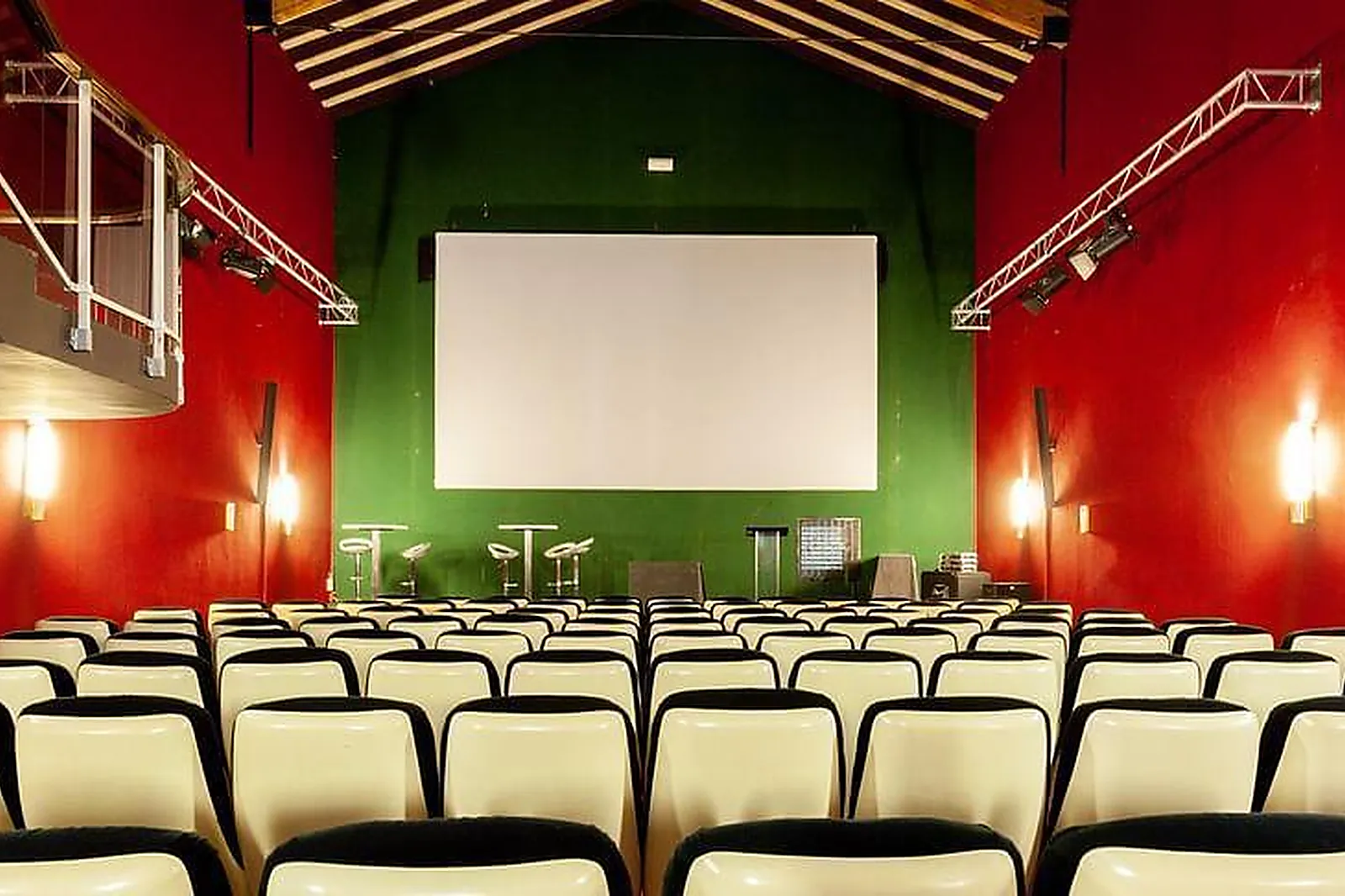 Lieux événementiels, LE ROURET EN ARDÈCHE - PIERRE & VACANCES