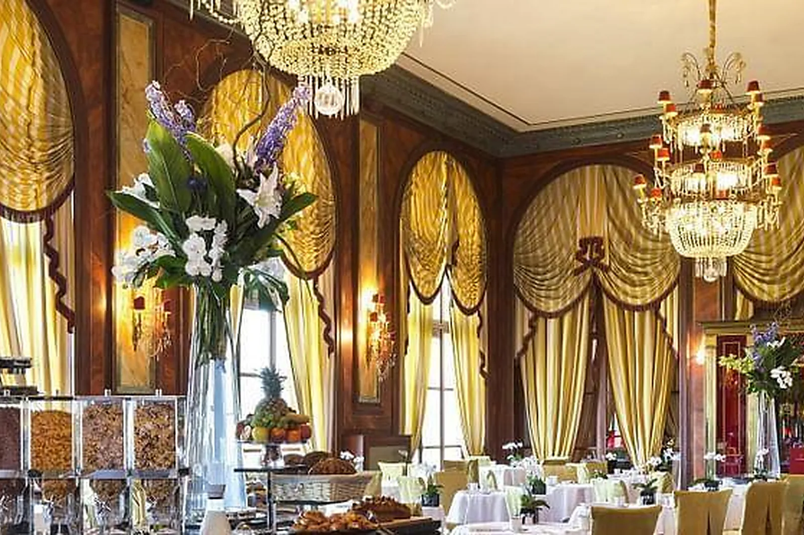 Lieux événementiels, LE ROYAL DEAUVILLE *****