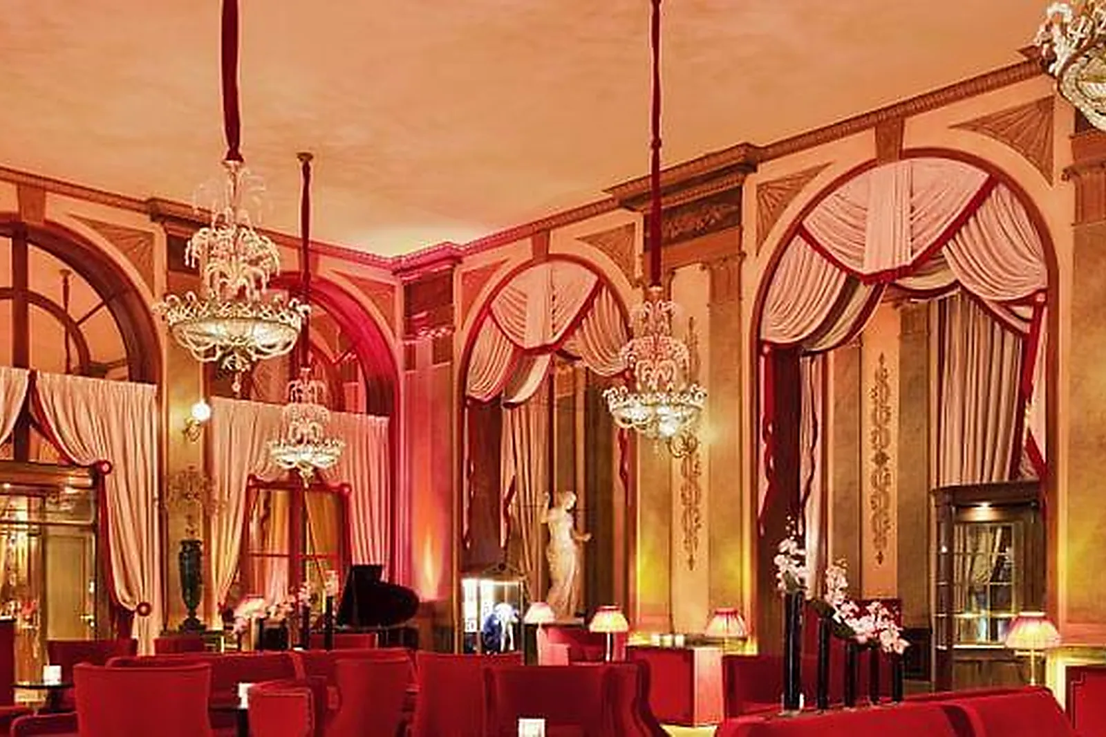 Lieux événementiels, LE ROYAL DEAUVILLE *****