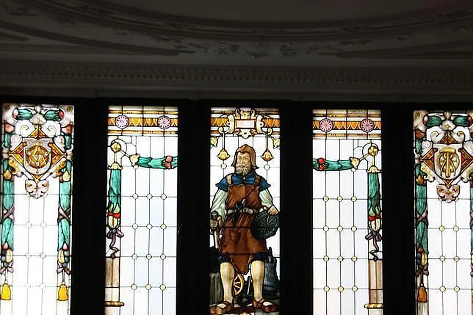 Lieux événementiels, LE ROYAL - MAISON DES ARTS ET MÉTIERS