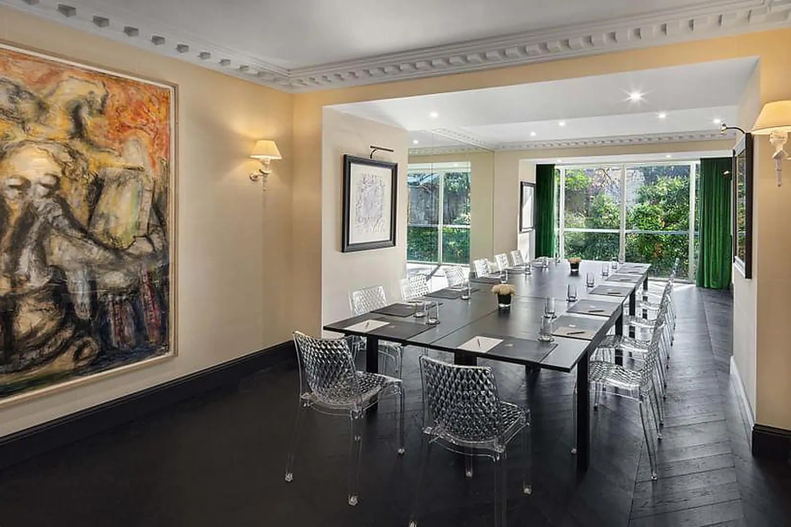 Lieux événementiels, LE SALON