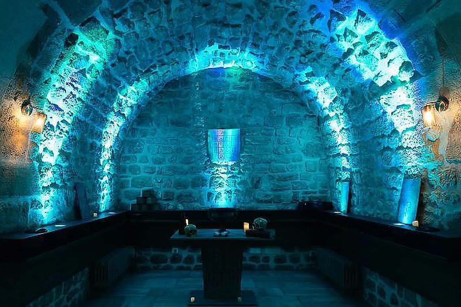 Lieux événementiels, LE SECRET DE L'ÎLE