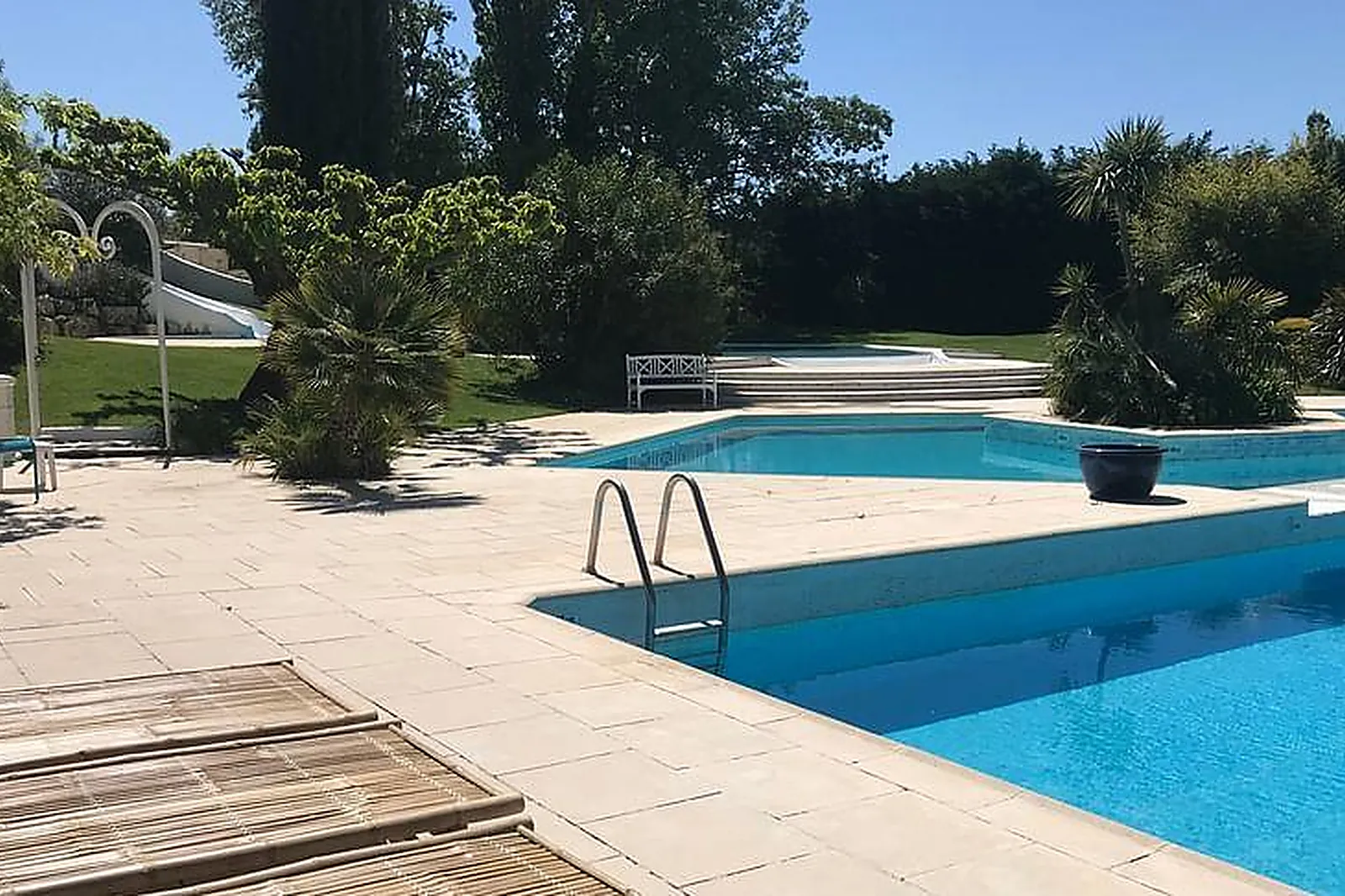 Lieux événementiels, LE SET CLUB