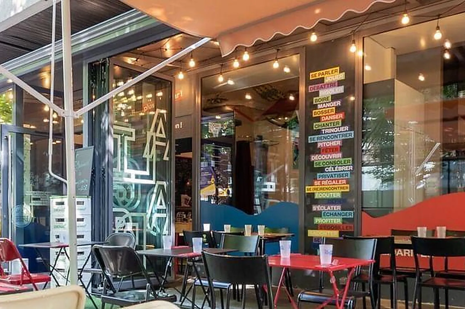 Lieux événementiels, LE SOCIAL BAR