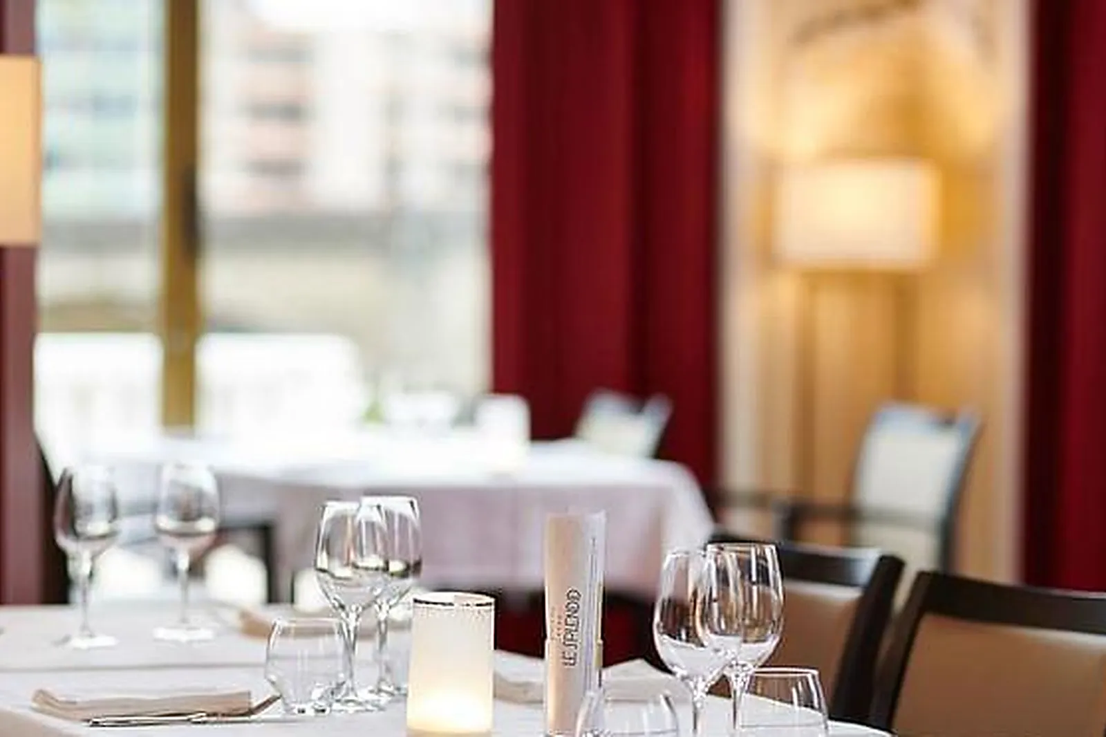 Lieux événementiels, LE SPLENDID ****