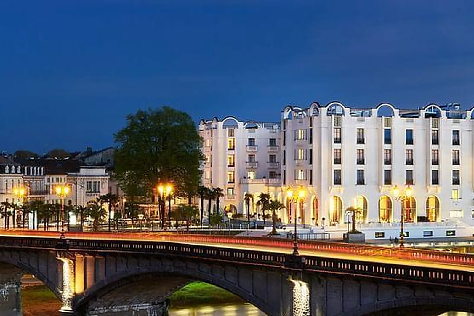 Lieux événementiels, LE SPLENDID ****