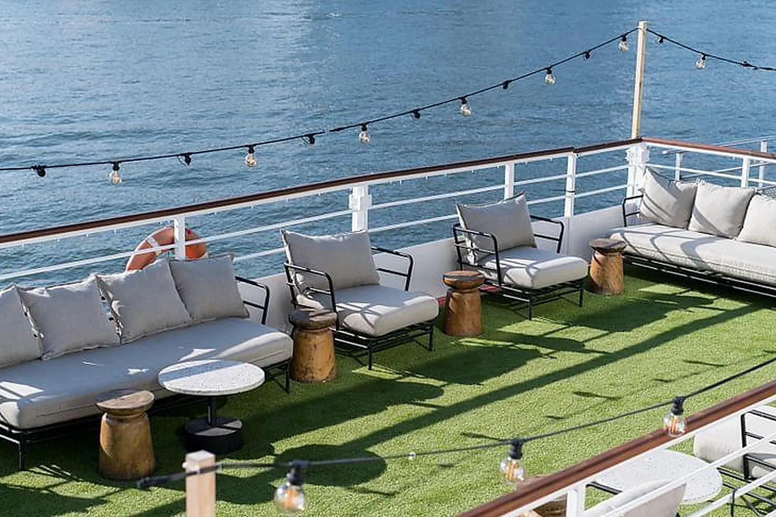 Lieux événementiels, LE THÉO