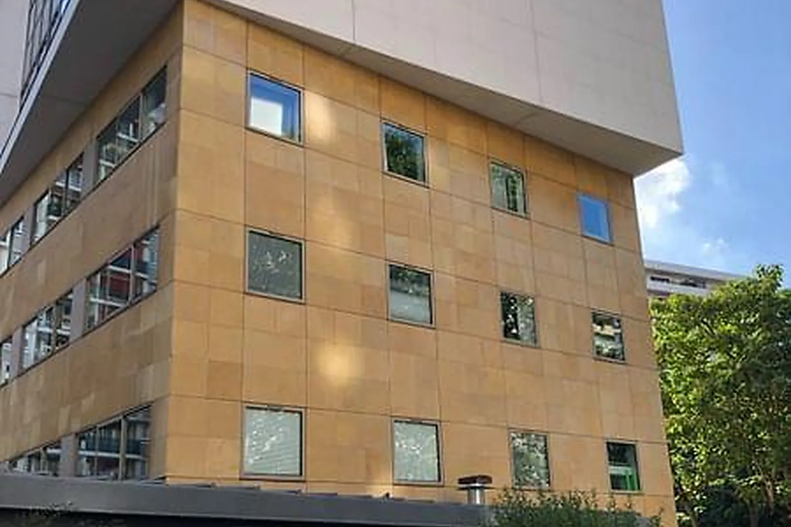 Lieux événementiels, LE TOTEM