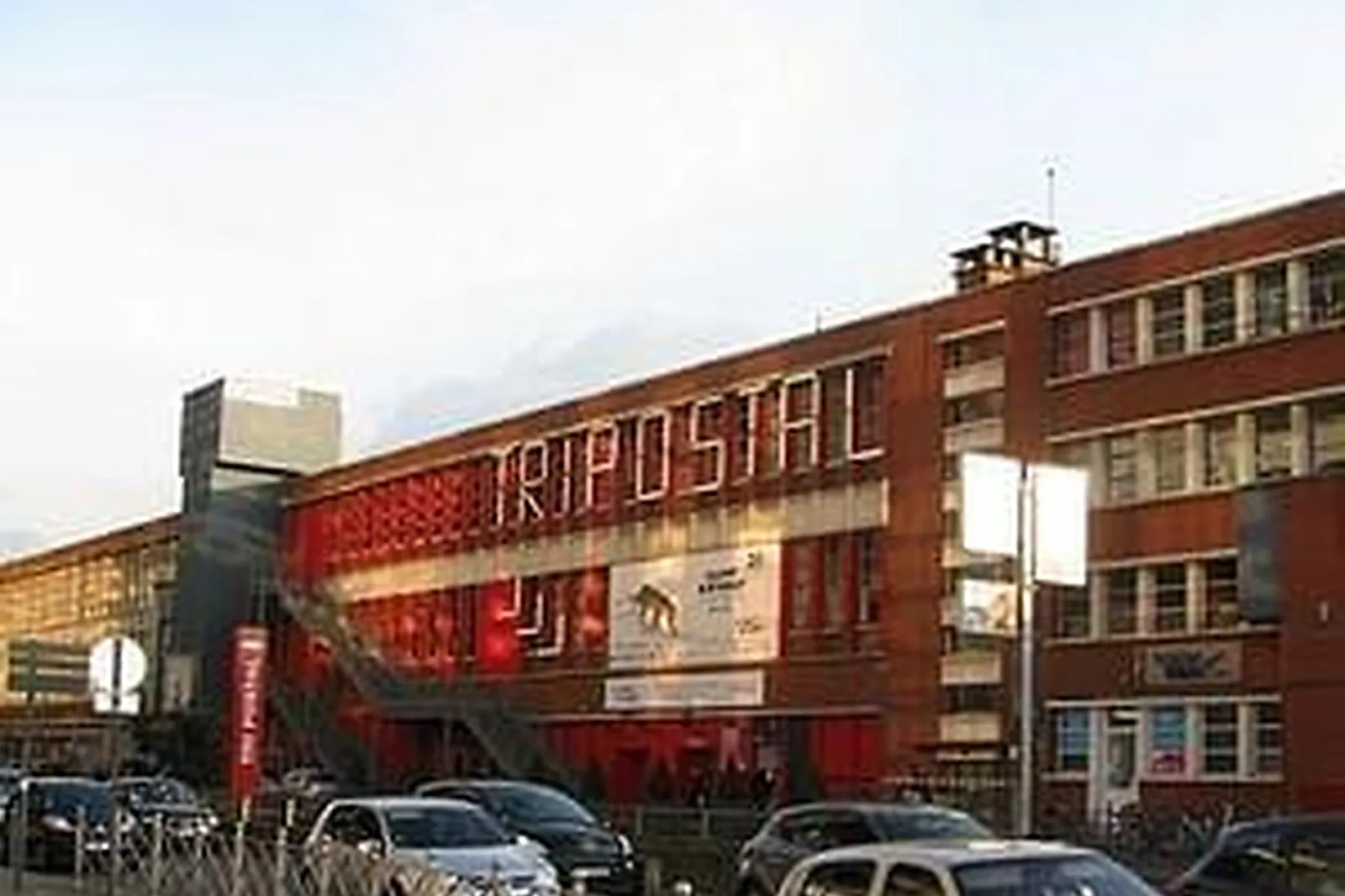 Lieux événementiels, LE TRIPOSTAL