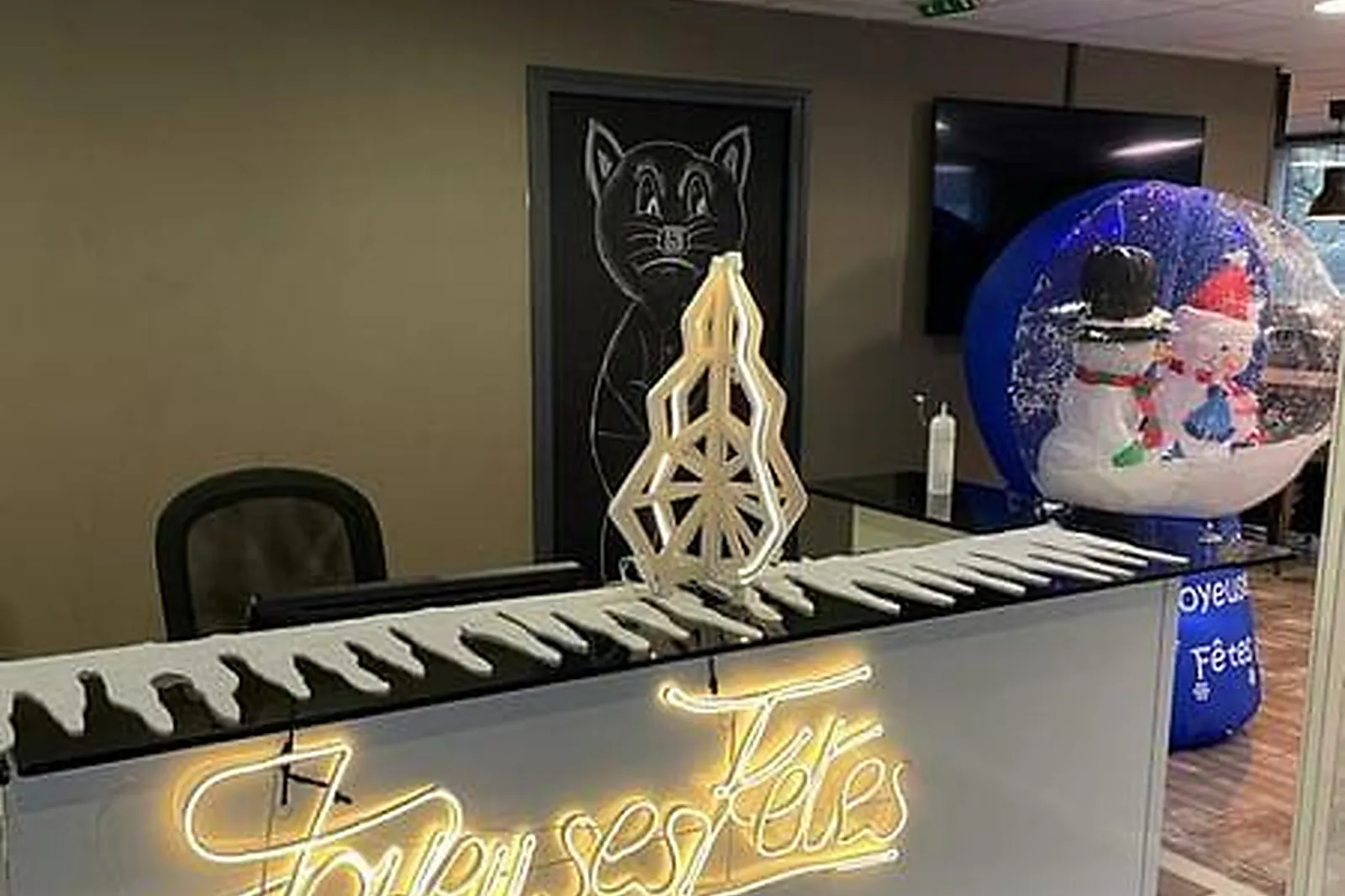 Lieux événementiels, LE V43