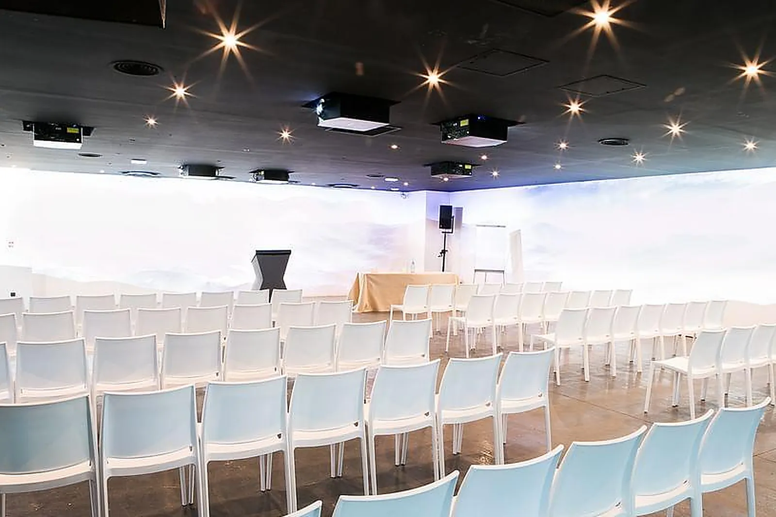 Lieux événementiels, LE VOG PARIS