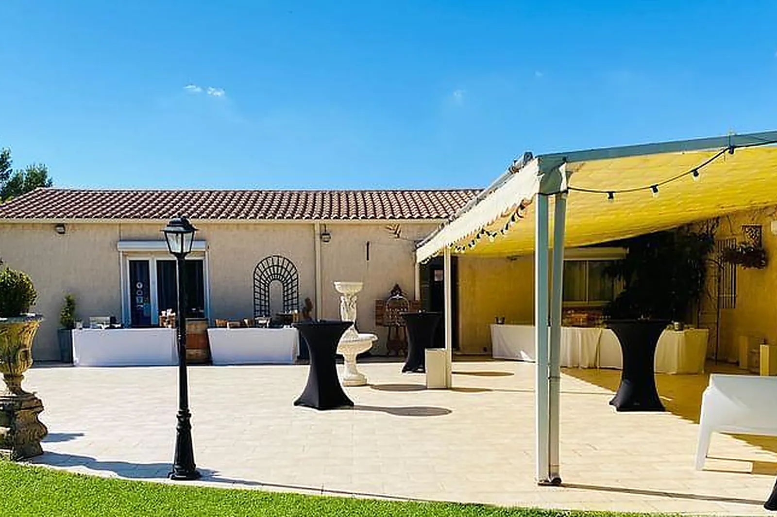 Lieux événementiels, LE VAL DES PINS