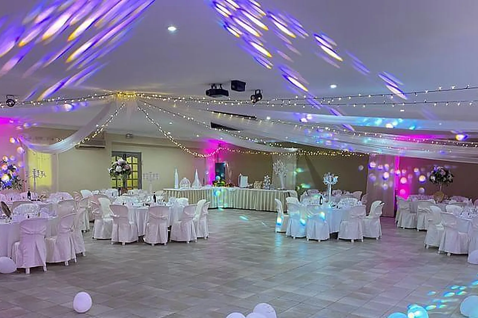 Lieux événementiels, LE VAL DES PINS