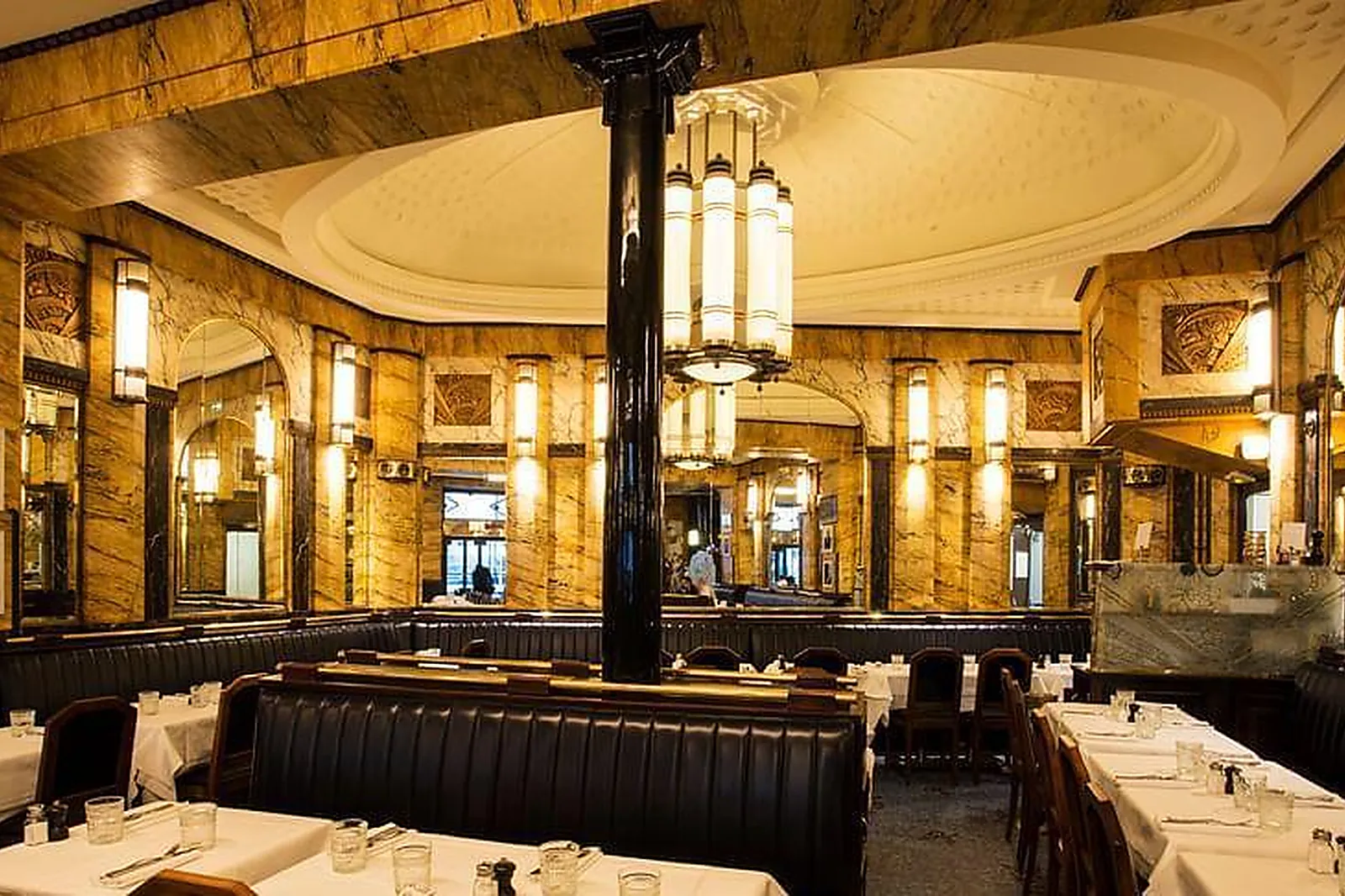 Lieux événementiels, LE VAUDEVILLE