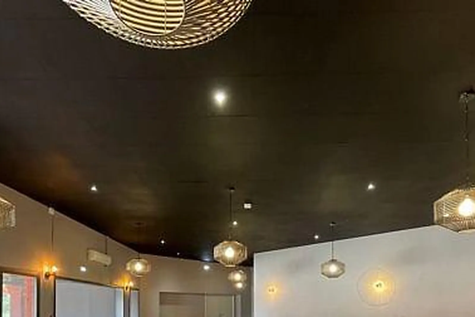 Lieux événementiels, LE VILLAGE CAMARGUAIS