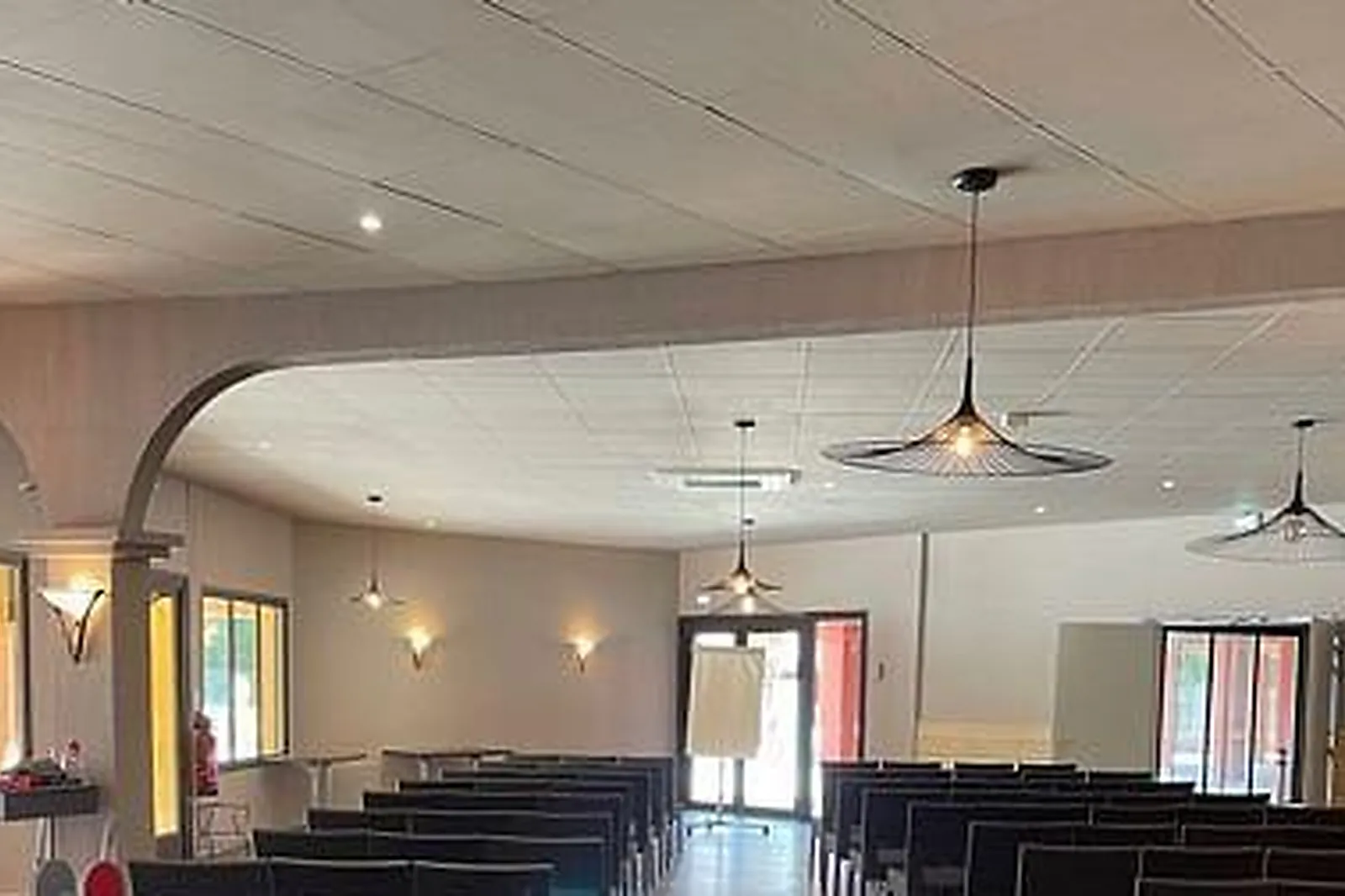 Lieux événementiels, LE VILLAGE CAMARGUAIS