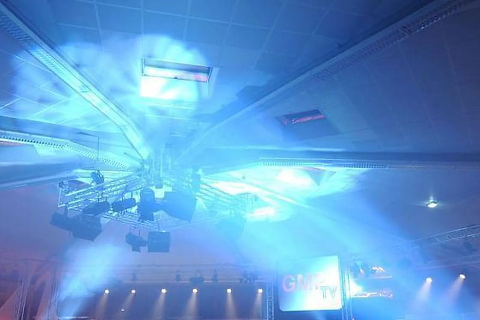 Lieux événementiels, LE VILLAGE CAMARGUAIS