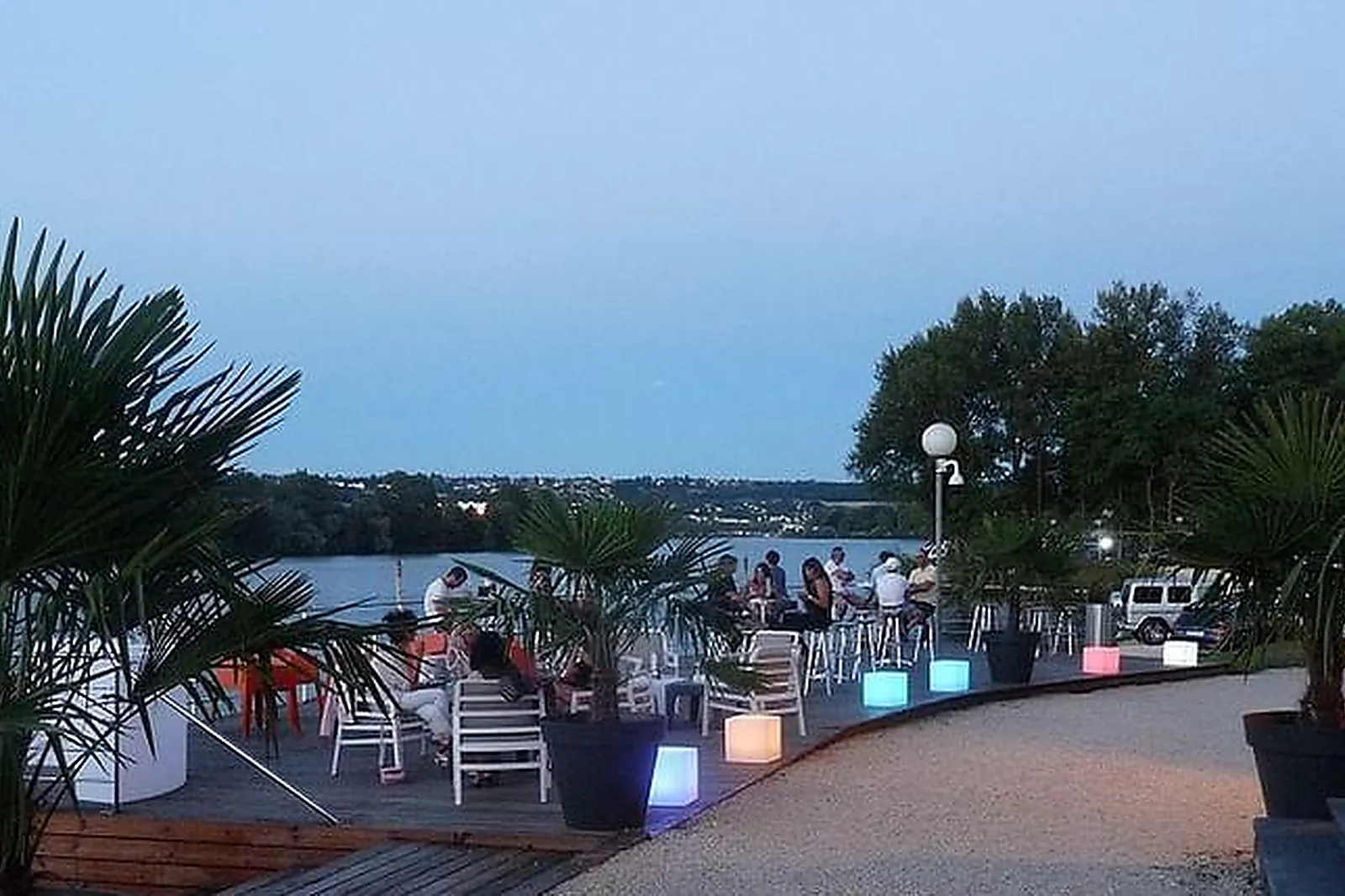 Lieux événementiels, LE YACHT - ESPACE SAINT GERMAIN