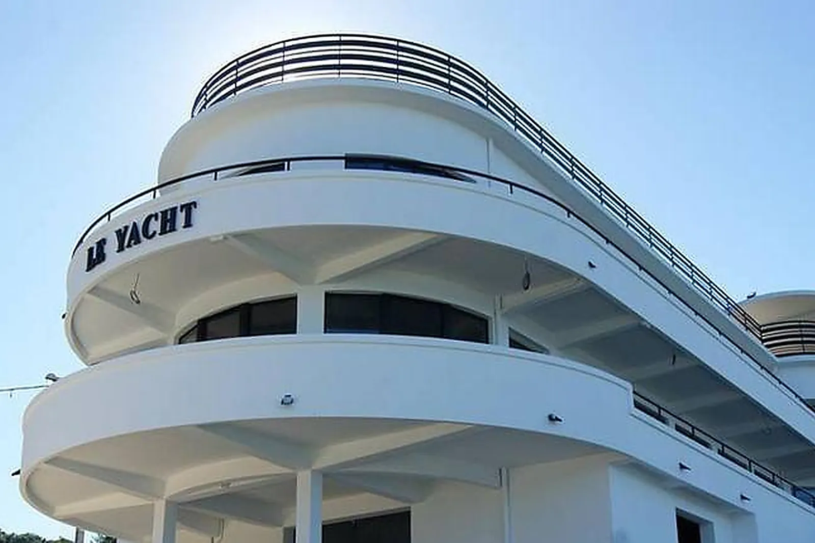 Lieux événementiels, LE YACHT - ESPACE SAINT GERMAIN